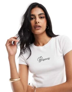 Deals Modezzle Store 26 Brave Soul Crop T-shirt In White With 'Bisous' Print For Women
