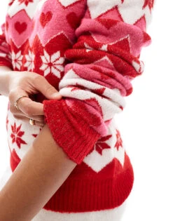 Brave Soul Crew Neck Jumper In Christmas Snowflake Print In Red For Women -Deals Modezzle Store 206981717 3